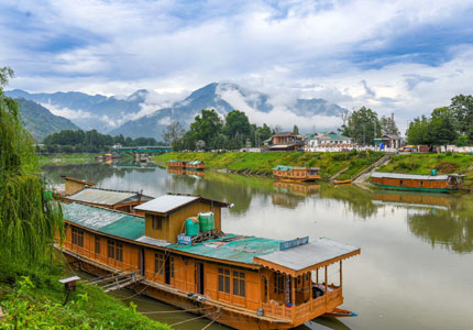 Chandigarh to Kashmir Hills & Back